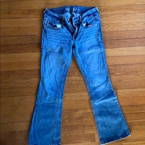 AE Artist Jeans